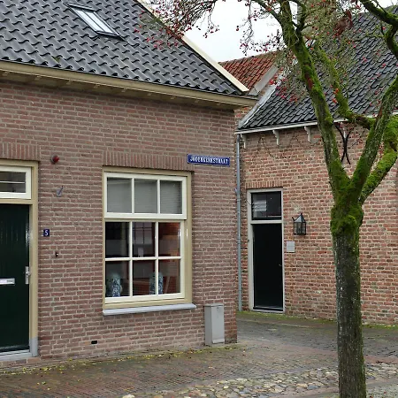 בית נופש Oranjestad Buren Buren (Gelderland)